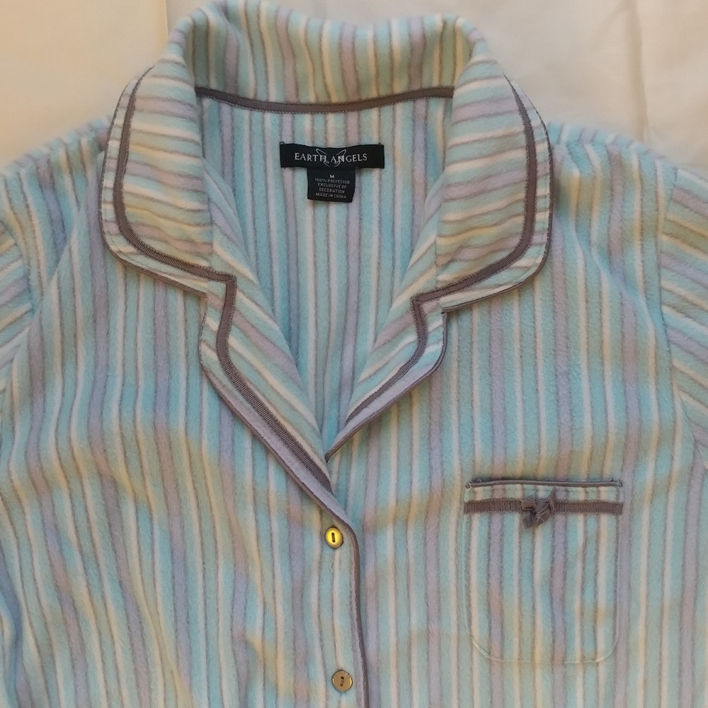 Earth Angels Pajama set. Size M